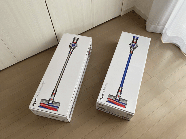 Dyson V7 Fluffy Origin SV11 TI ダイソン-