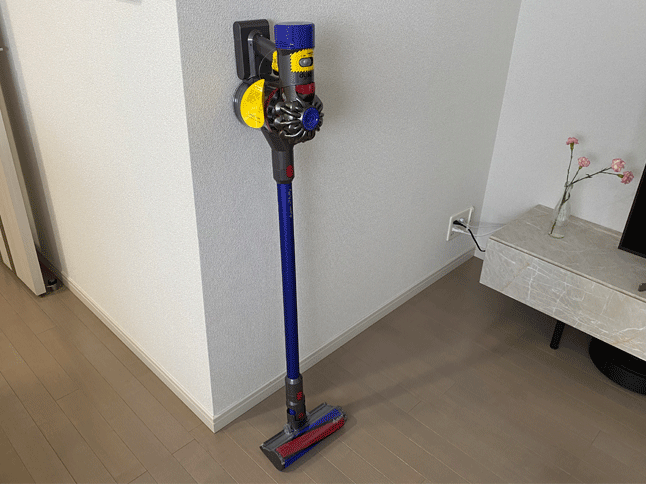 ダイソン Dyson V7 Fluffy Origin SV11 TI-