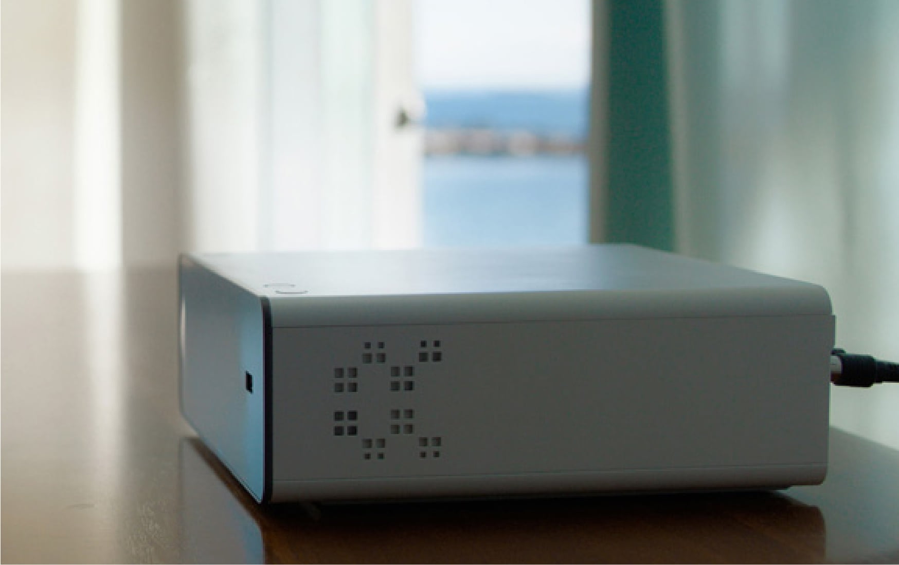 ���C�A�E�g�t���[�e���r�@�ʐ^6