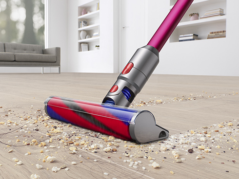 【新品未使用】dyson v8slim fluffy EXTRAdyson