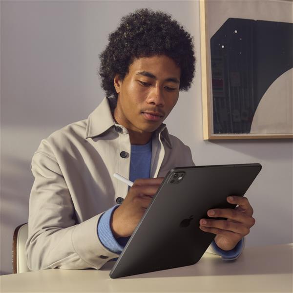 Apple MVVC3J-A iPad Pro【11インチ/第7世代/Wi-Fi/512GB