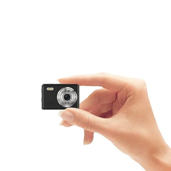 2,980円、重量約18gで手のひらサイズの超小型デジタルカメラ