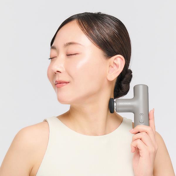 Dr.arrivo がなんと正規価格¥105,840が¥39,800 セール】 ノーカラーGジャン【洗濯機洗い可】 （Gジャン・デニム