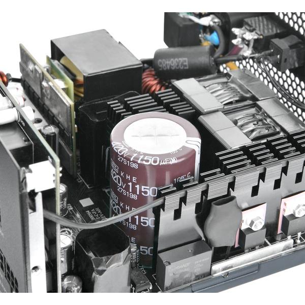 Alimentation PC Thermaltake Toughpower TF3 1300W Titanium - 80 PLUS Titanium, ATX 3.1, PCIe 5.1 - Alimentation Modulaire Haute Performance