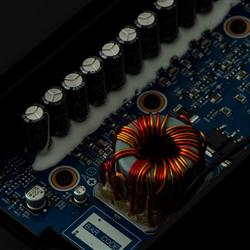 新品未使用　ALPINE 4チャンネルパワーアンプ KTP-600 ALPINE KTP-600 4 channel compact digital power amplifier 90W
