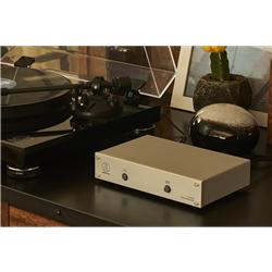 オーディオテクニカ フォノイコライザー MM/MCカートリッジ対応 AT
