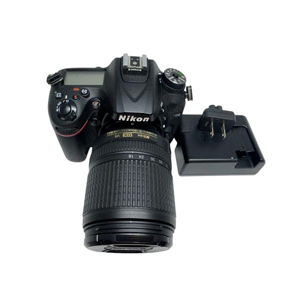Nikon デジタルカメラD7200 レンズ付き ニコン Nikon D7200 18-140VR レンズキット SDカード付き